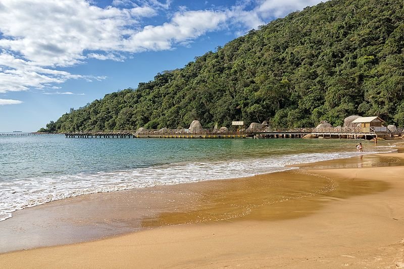 Playa de laranjeiras, que hacer en balneario camboriu