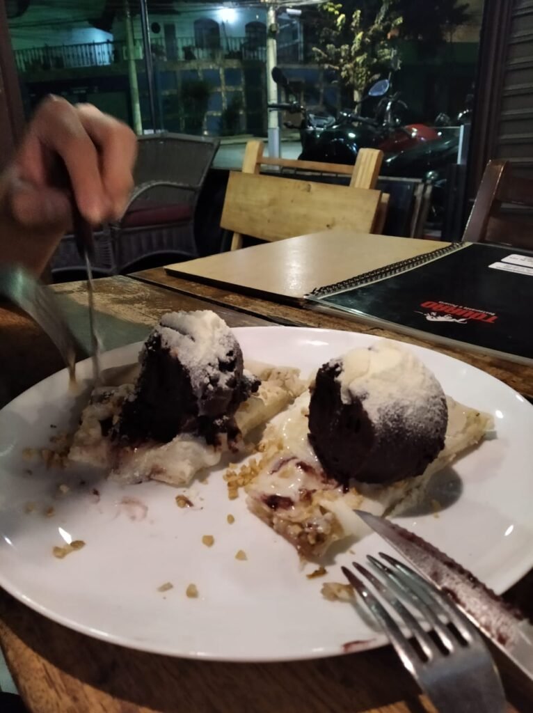 Pizza de açaí.