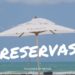 reservas aéreas y de hotel